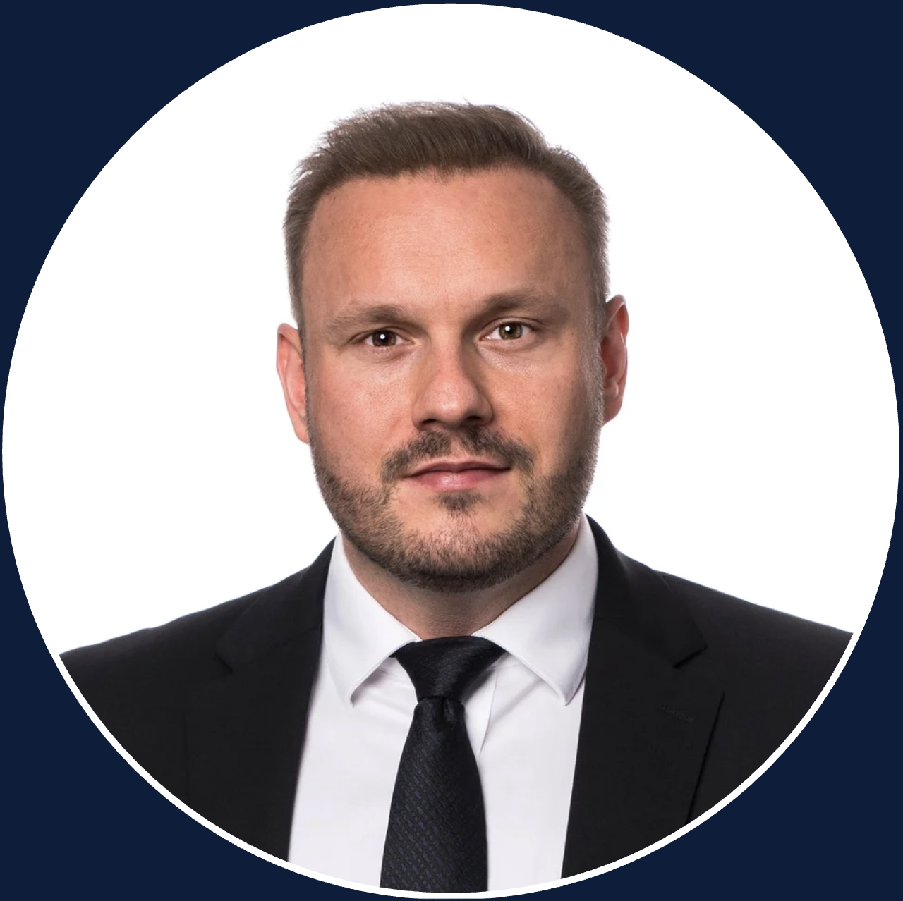 portrét s ohraničením modrá plocha_Kosáček Václav